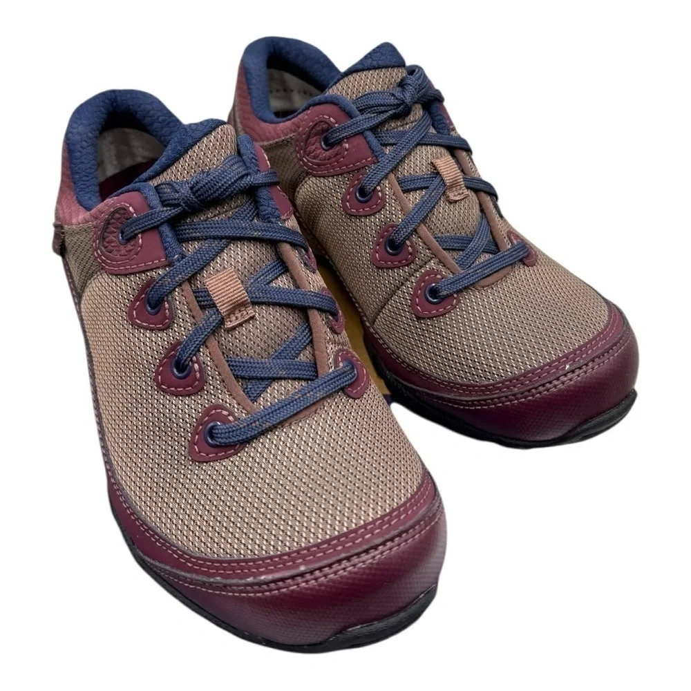 Ahnu by Teva Sugarpine II Air Mesh Hiking Waterproof Sneaker Deep Taupe US 5